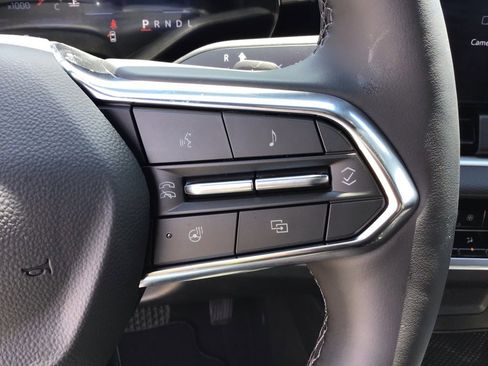 New 2026 Chevrolet Equinox LT w/ Convenience Package II image 19