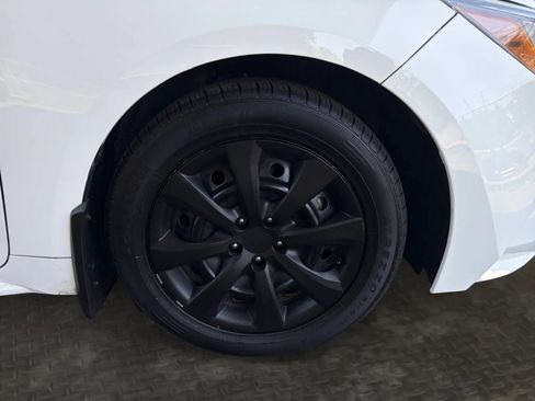 Used 2024 Toyota Corolla LE FWD image 35