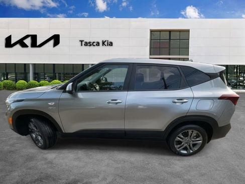 Used 2023 Kia Seltos LX image 3