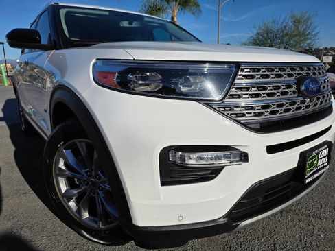 Used 2020 Ford Explorer Limited image 3