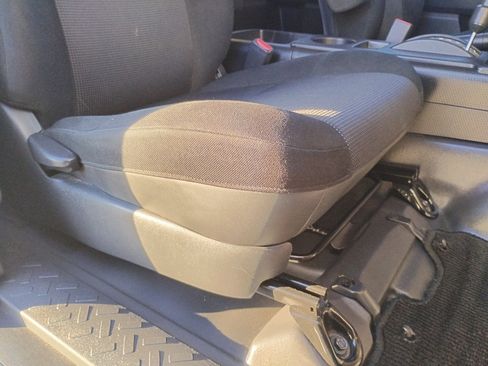 Used 2007 Toyota FJ Cruiser 4WD image 25