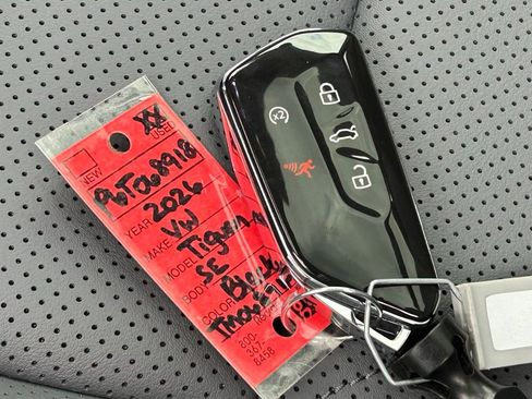 New 2026 Volkswagen Tiguan SE FWD image 56