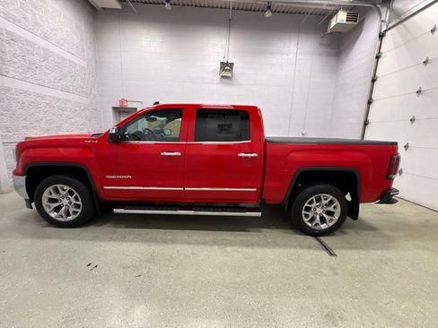 Used 2018 GMC Sierra 1500 SLT w/ SLT Premium Package AWD/4WD image 8