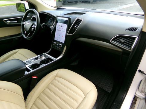 Used 2023 Ford Edge SEL w/ Convenience Package AWD/4WD image 12