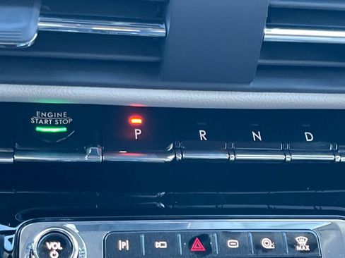 New 2026 Lincoln Corsair Grand Touring image 9