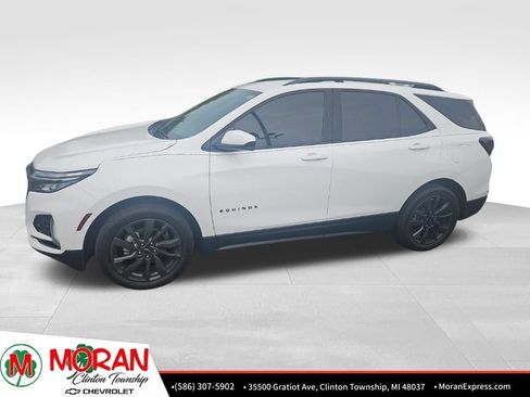 Used 2023 Chevrolet Equinox RS w/ LPO, Floor Liner Package FWD image 3