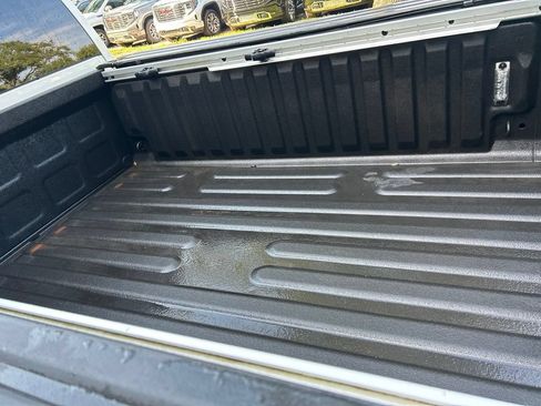Used 2021 RAM 2500 Limited AWD/4WD image 9