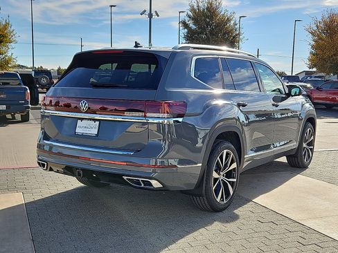 New 2026 Volkswagen Atlas SEL Premium R-Line image 4