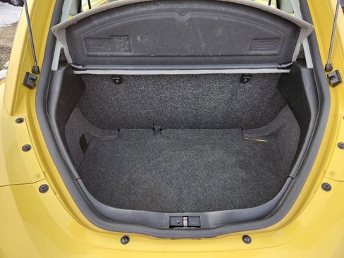 Used 2006 Volkswagen Beetle TDI Coupe w/ Package 2 image 5