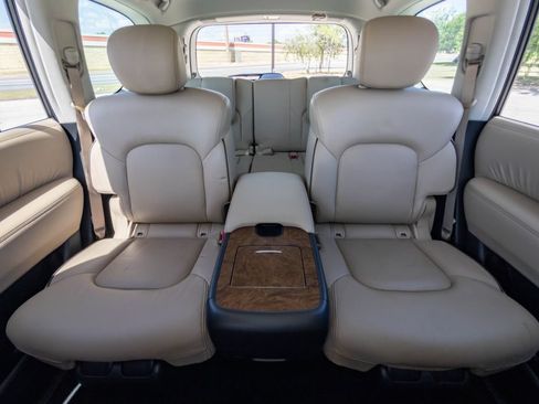 Used 2023 Nissan Armada SL w/ Captain's Chairs Package RWD image 19