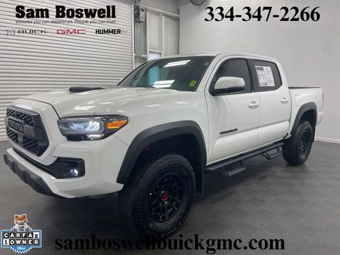 Used 2023 Toyota Tacoma TRD Pro AWD/4WD image 4