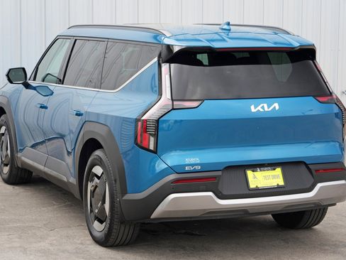 Used 2024 Kia EV9 Wind image 51