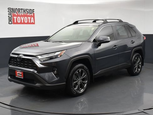 Used 2025 Toyota RAV4 XLE Premium AWD/4WD image 8