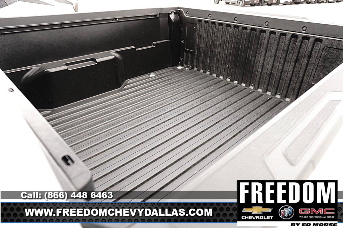 Used 2024 Toyota Tacoma SR5 RWD image 45