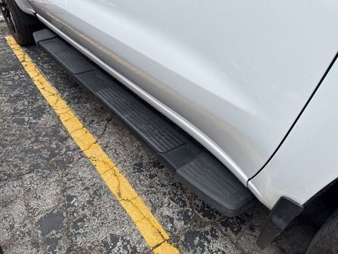 Used 2022 Chevrolet Silverado 1500 LTZ image 11