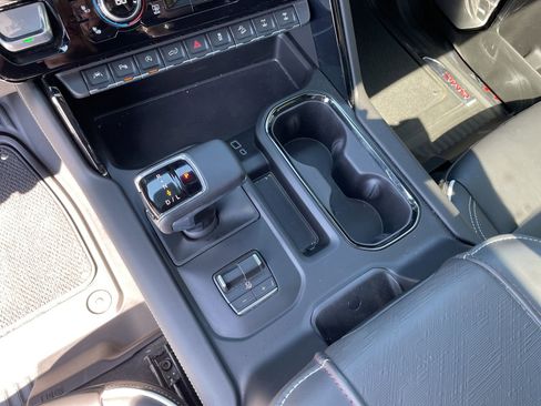 Used 2026 GMC Sierra 1500 AT4X image 19