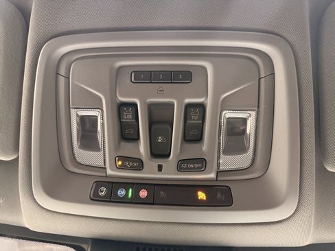 Used 2024 GMC Sierra 3500 Denali w/ Denali Reserve Package image 56