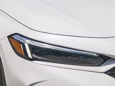 Used 2025 Honda Civic Sport image 4
