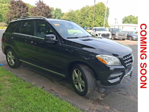 Used 2015 Mercedes-Benz ML 350 4MATIC image 3