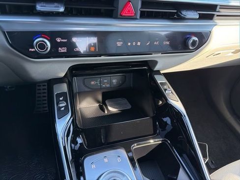 New 2026 Kia Sorento SX Prestige AWD/4WD image 16
