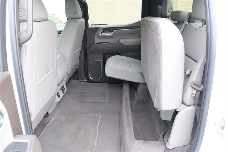Used 2026 GMC Sierra 1500 SLT AWD/4WD image 28