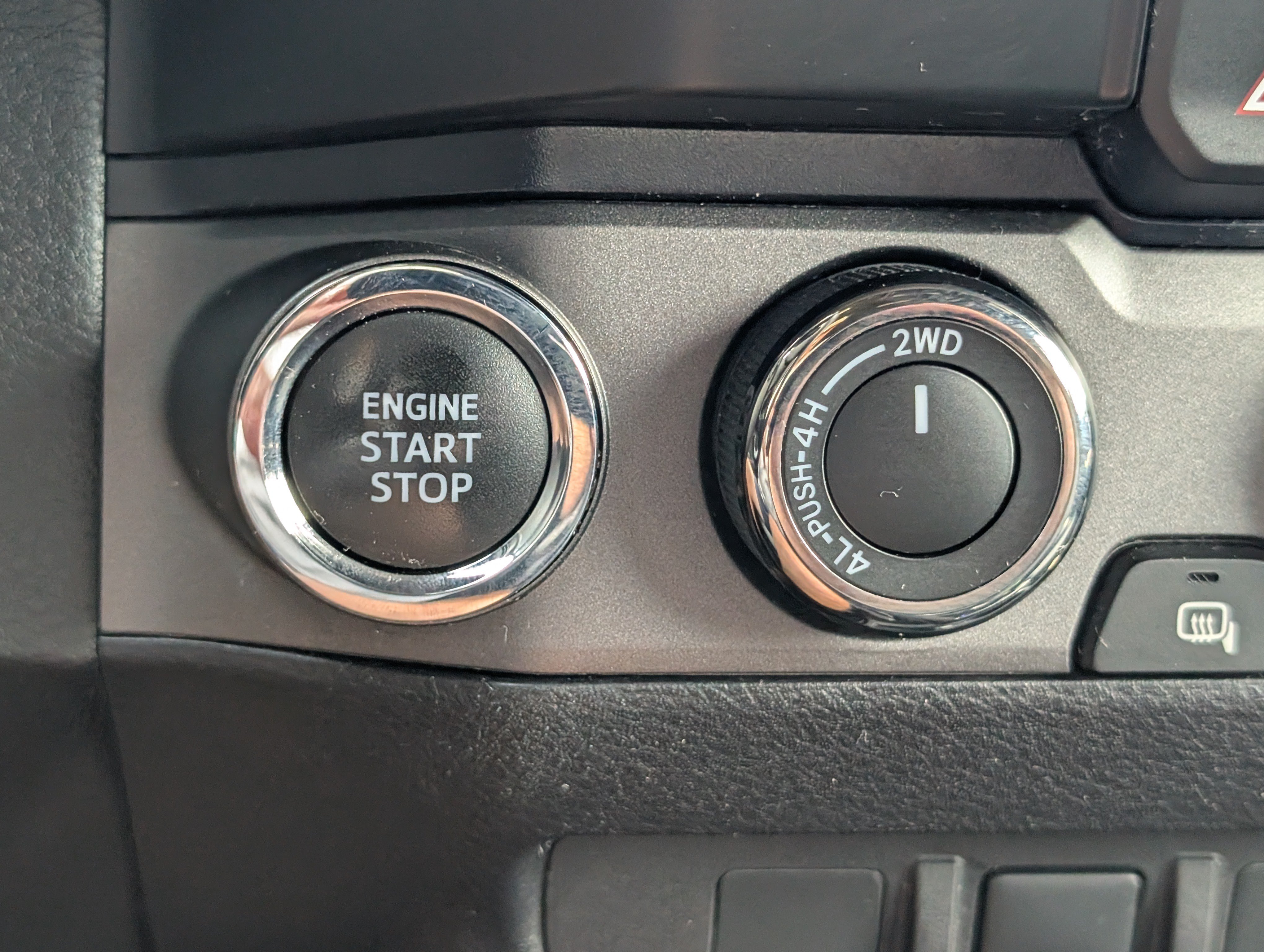 Used 2021 Toyota Tacoma TRD Sport AWD/4WD image 18