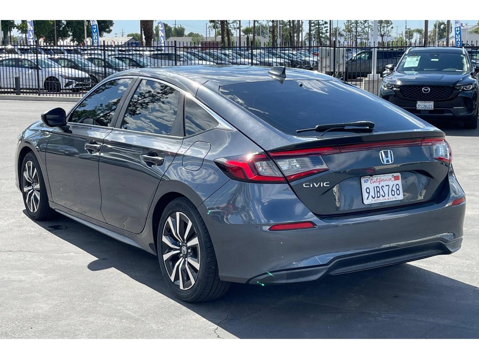 Certified 2023 Honda Civic EX-L image 3