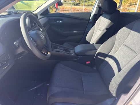 New 2025 Honda Accord LX image 11