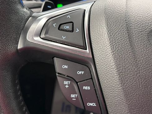 Used 2018 Ford Fusion SE w/ Fusion SE Technology Package FWD image 47
