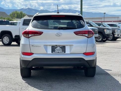 Used 2016 Hyundai Tucson SE w/ Option Group 02 FWD image 7