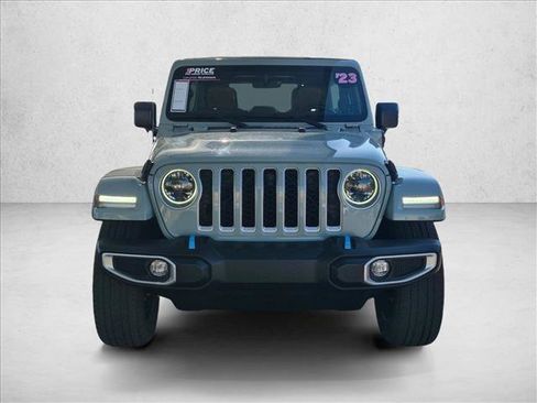 Used 2023 Jeep Wrangler Unlimited Sahara w/ Cold Weather Group AWD/4WD image 2