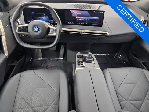 Used 2024 BMW iX xDrive50 w/ Premium Package AWD/4WD image 13