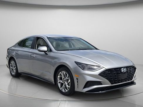 Used 2023 Hyundai Sonata SEL FWD image 9