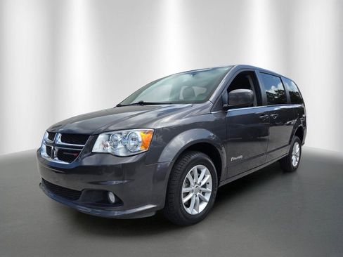 Used 2019 Dodge Grand Caravan SXT FWD image 7
