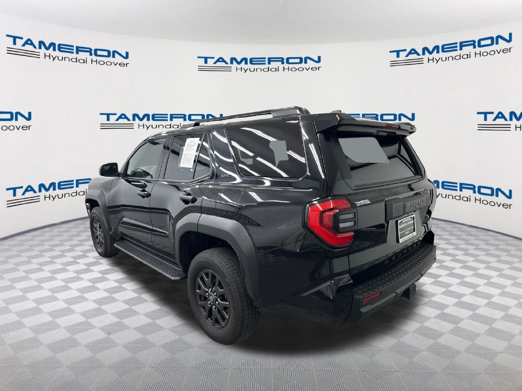 Used 2025 Toyota 4Runner SR5 AWD/4WD image 3