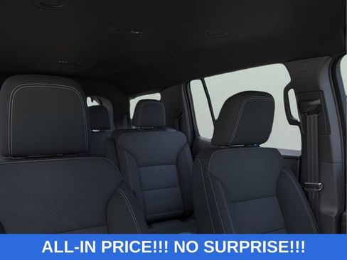 New 2027 Chevrolet Traverse LT FWD image 18