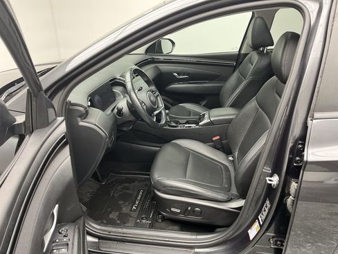 Used 2023 Hyundai Tucson SEL w/ Convenience Package image 3