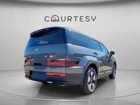 New 2026 Hyundai Santa Fe SE image 4