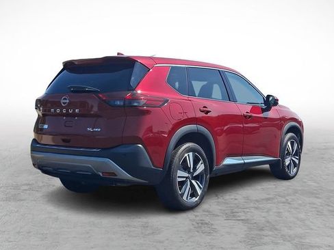 Used 2023 Nissan Rogue SL AWD/4WD image 6