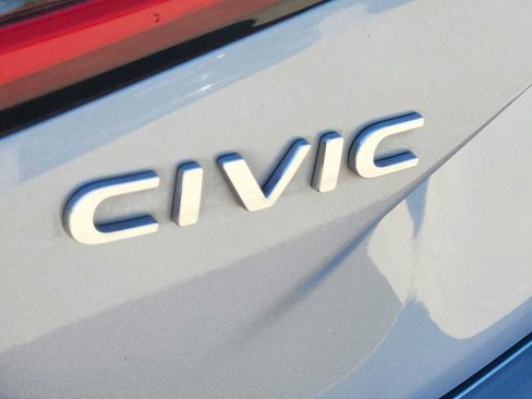 Used 2024 Honda Civic EX-L image 33