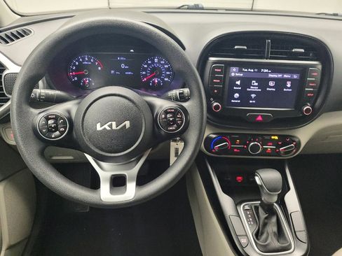 Used 2022 Kia Soul LX w/ Technology Package FWD image 22