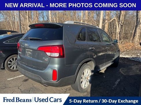 Used 2014 Kia Sorento EX image 3