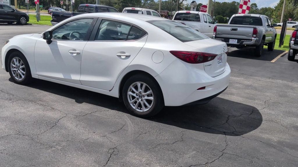 Used 2016 MAZDA MAZDA3 i Sport w/ Preferred Equipment Package FWD image 6