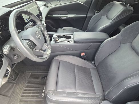 Certified 2023 Lexus RX 350 AWD w/ Accessory Package (Z1) image 13