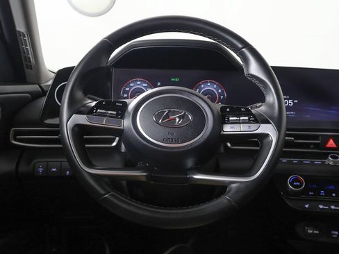 Used 2023 Hyundai Elantra SEL w/ Convenience Package FWD image 35