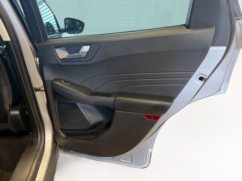 Used 2021 Ford Escape SEL AWD/4WD image 32
