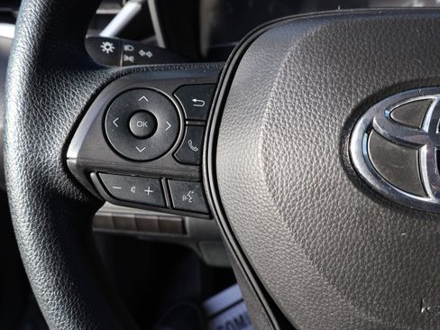 Used 2024 Toyota Corolla LE image 28