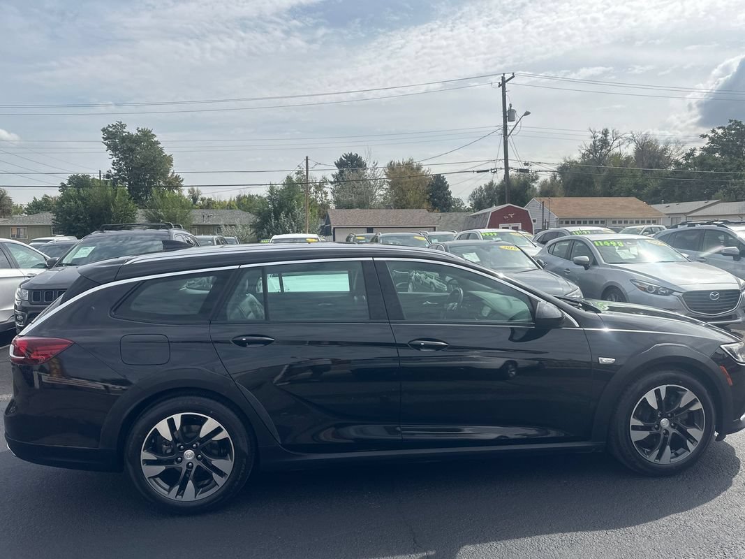 Used 2019 Buick Regal Essence w/ Sights and Sounds Package AWD/4WD image 29