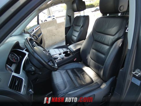 Used 2014 Volkswagen Touareg VR6 AWD/4WD image 49