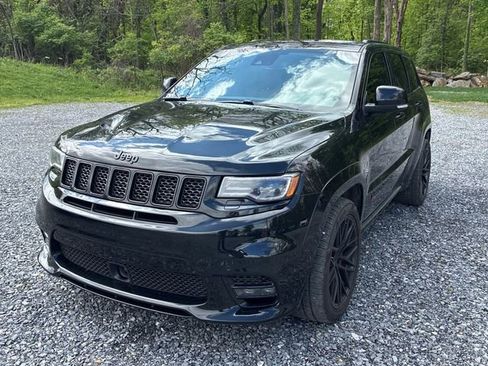 Used 2018 Jeep Grand Cherokee SRT AWD/4WD image 3
